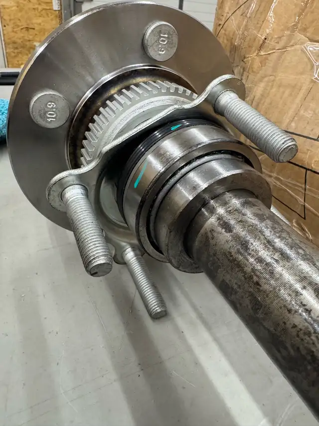  Rear Right Axle Shaft Jeep 07-18 in Other in Hamilton - Image 7