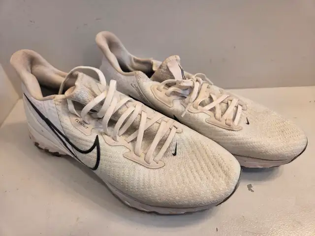 Nike Golf Shoes in Golf in Ottawa - Image 2