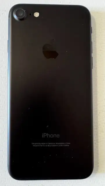 iPhone 7, 32 GB, (new battery)62863273288961123