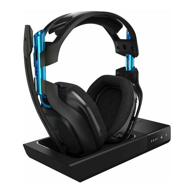 Astro Gaming - A50 Wireless Headset for PS4 and PC in Sony Playstation 4 in Burnaby/New Westminster - Image 3