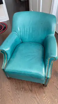 accent leather chairs 