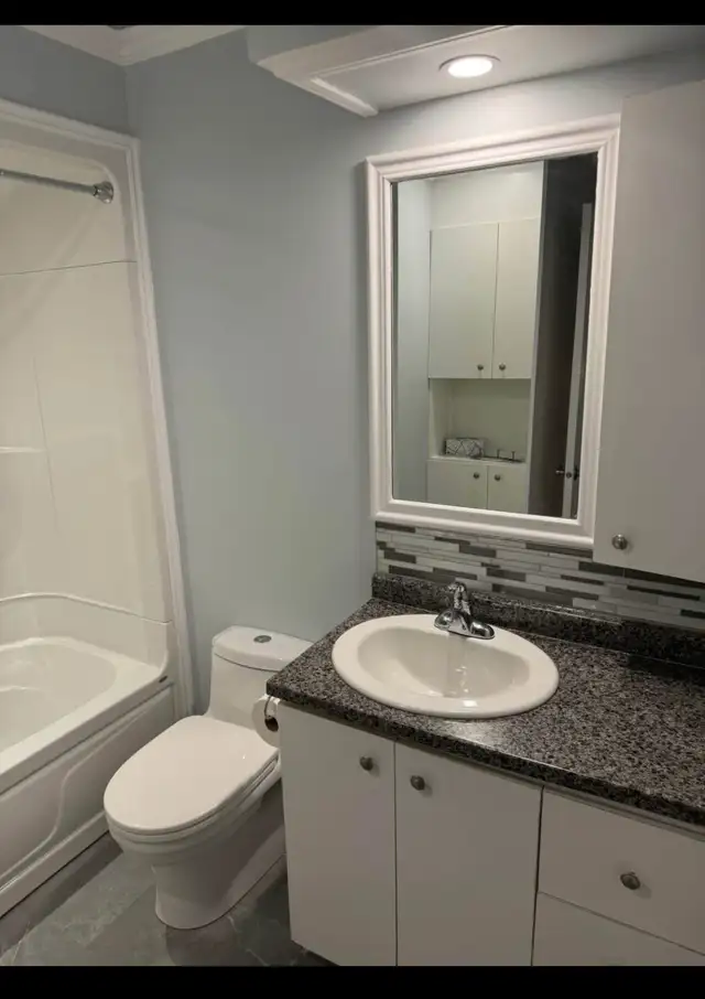 Très beau 3 1/3 rénové disponible immédiatement, Charlesbourg in Long Term Rentals in Québec City - Image 8