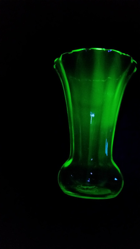 Uranium Glass Ruffled Vase Large in Arts & Collectibles in City of Toronto - Image 3
