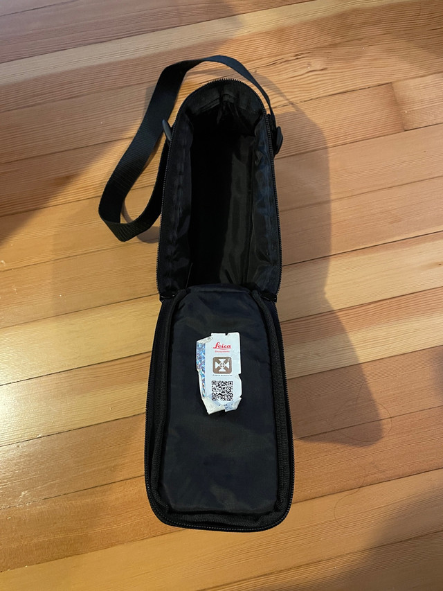 Leica lens soft bag in Cameras & Camcorders in Calgary - Image 3