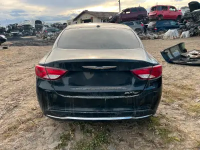 2015 CHRYSLER 200C 2.4L *FOR PARTS* - FWD, AUTOMATIC TRANSMISSION, 4 CYLINDER, SEDAN, VIN: 1C3CCCCB7...