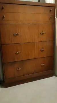 Dresser - 4 Drawers