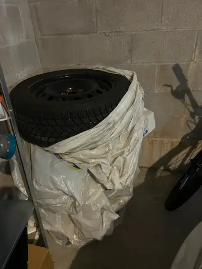 Selling a set of Michelin X-Ice winter tires (215/55R17) mounted on steel rims. Used for 3 winters,...