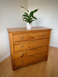 1890 Antique Pine Chest of Drawers