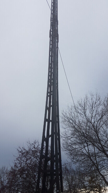 tour à antenne dans Autre  à Saguenay - Image 3