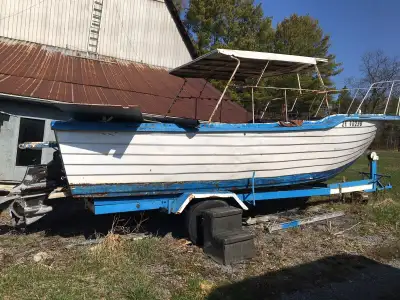 Older Henley steel boat. 6 cylinder 4.3 Chevy engine 1987. Needs some TLC I started to refinish it a...