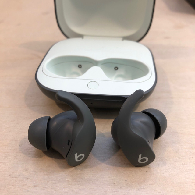 Beats Fit Pro Wireless Earbuds Noise Cancelling Headphones Gray in Cell Phone Accessories in Ottawa - Image 3