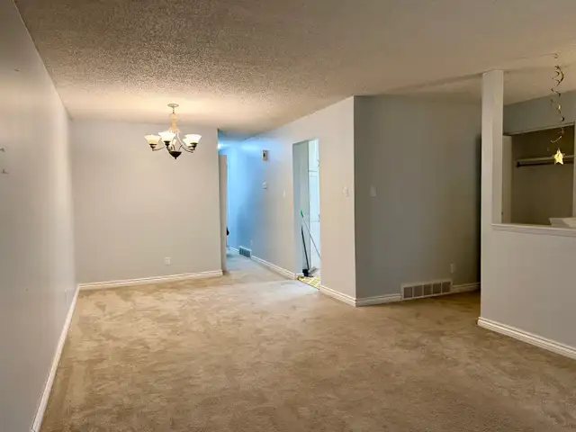 Private Rooms for Rent – 8th St E & McKercher – Utilities Includ