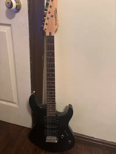 Yamaha ERG121 Guitare Électrique, View more