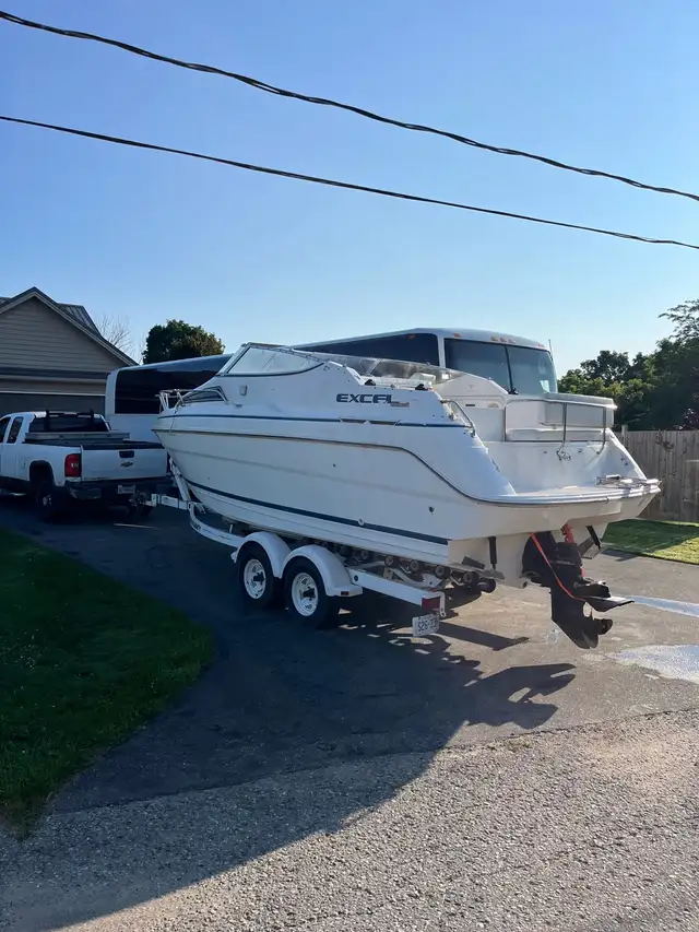 Towing Boats Boating Trailering  in Powerboats & Motorboats in Markham / York Region - Image 6