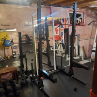 Rogue Squat Rack Monster Lite SML-2 with accessories 