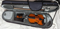 Yamaha V5 Violin Outfit 1/16 Used. New Price $899