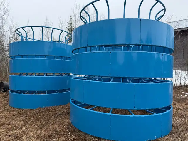 Bale Feeder in Livestock in Vanderhoof - Image 4