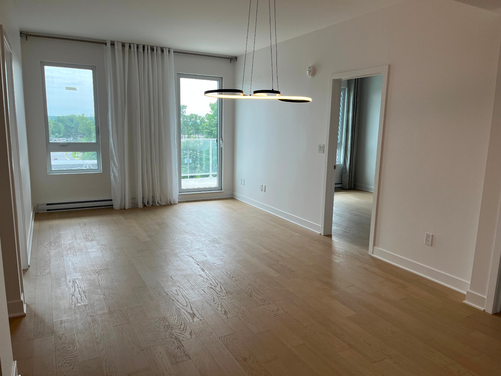 Condo 4 1/2 à louer- Ste-Anne-De-Bellevue — photo 2