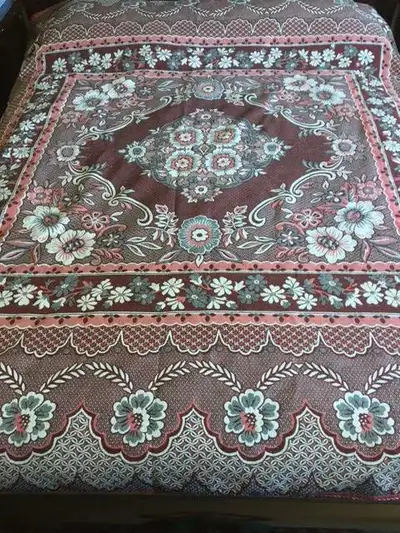 Bed Covering (Red 100% cotton, new queen $30, View more