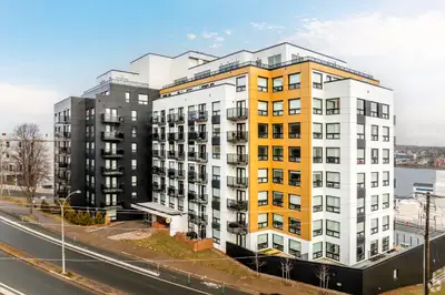 2 Bed 2 Bath Apartment in Hydrostone