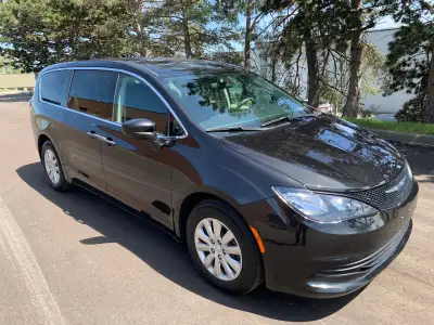 2018 CHRYSLER PACIFICA L-ONLY 50,852KMS! 1 SR. OWNER! NO CLAIMS!