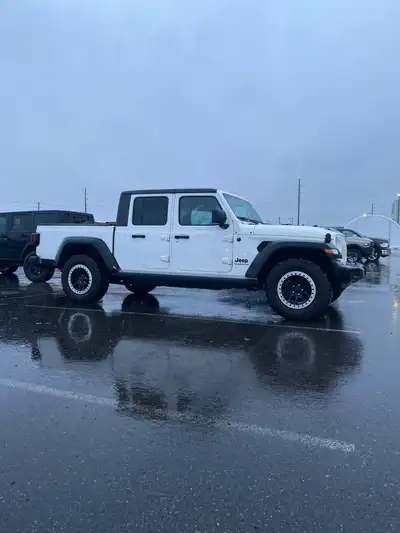 2020 Jeep Gladiator Sport for sale. Manual transmission. Has extended warranty up to 7 years or 140,...
