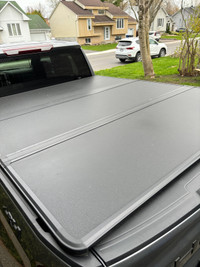 Chevrolet Silverado Box/Bed Cover