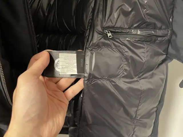 womans full black mackage trisha-bc down parka jacket in Women's - Tops & Outerwear in Markham / York Region - Image 5