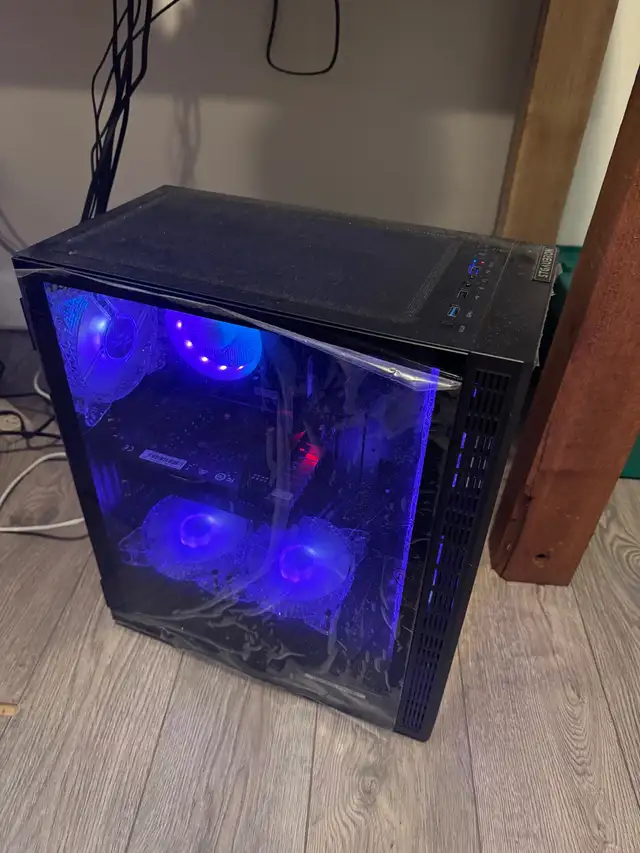 STGAubron Gaming PC Setup in Desktop Computers in Laval / North Shore - Image 2