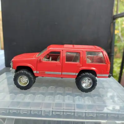 Tootsietoy 1996 Chevy Tahoe 1500 SUV - Red - 1:32 Scale - $25.00, View more