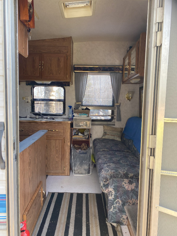 1995 26' Prowler 5th Wheel For Sale 6,800/obo in Travel Trailers & Campers in La Ronge - Image 2