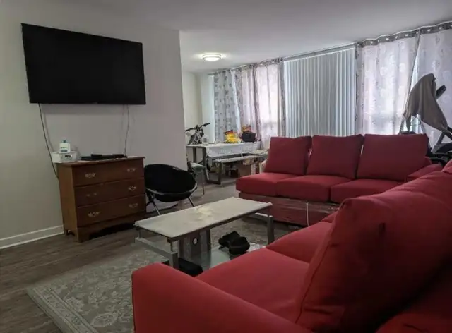 BEDROOM AVAILABLE IN SHARING 