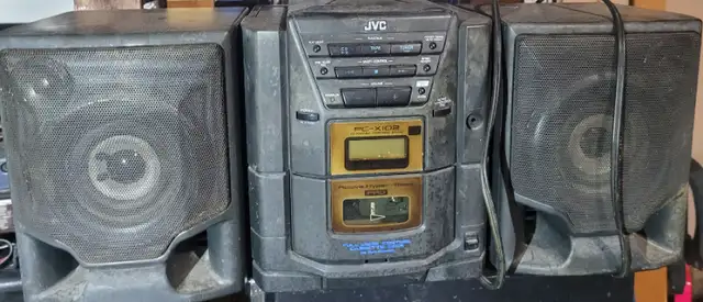 Vintage JVC stereo system. Audio equipment. I deliver! in General Electronics in St. Albert - Image 2