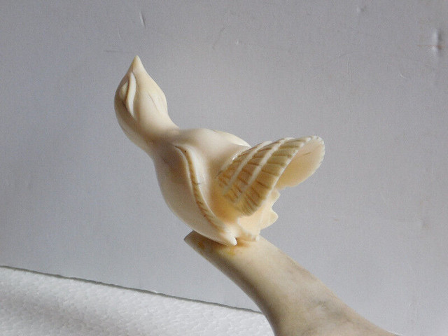 Vintage Inuit ivory carving "Bird on Branch" by Inuit artist in Arts & Collectibles in City of Toronto - Image 4