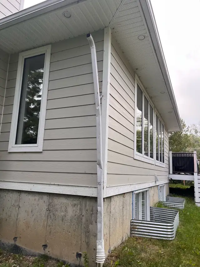 Downspout Repair545241975080232961
