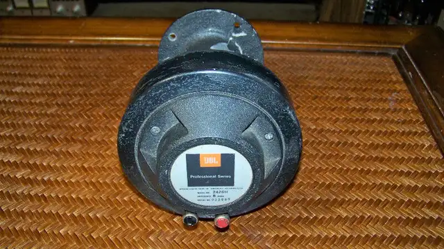One, (single) JBL 2425H driver, CONSIDERING TRADES in Speakers in Gatineau - Image 3