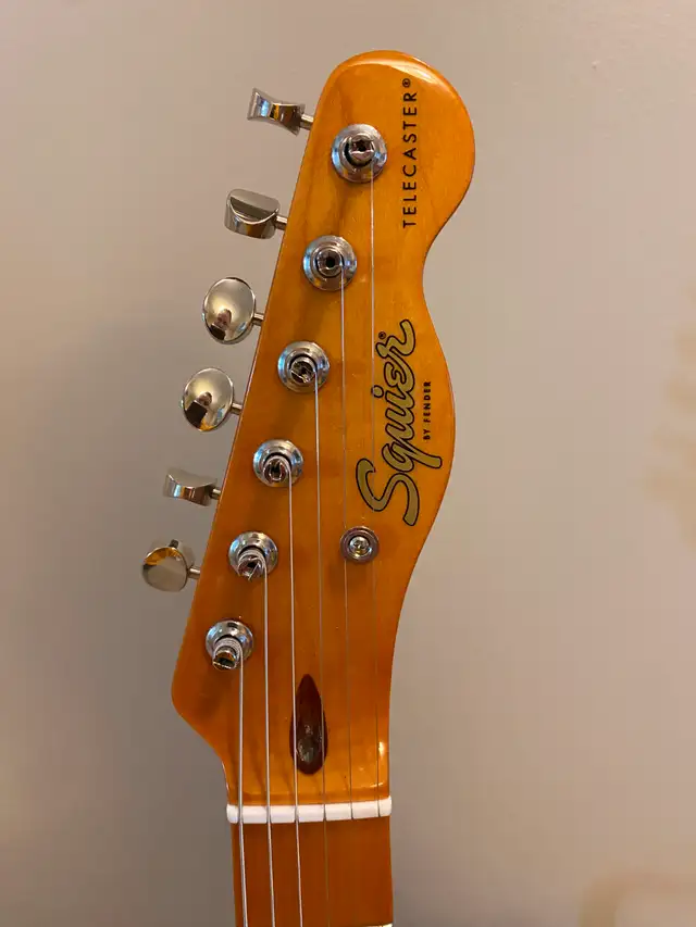 Squier Classic Vibe 50s Telecaster - Butterscotch Blonde in Guitars in St. Albert - Image 5