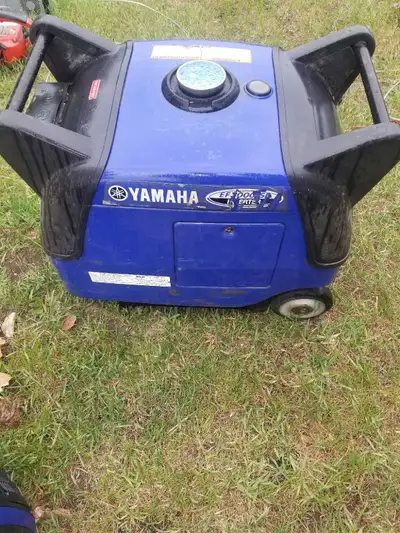 Yamaha 3000 generator, inverter. Used 3 summers. Key start or starts on first pull. Paid $3300 brand...