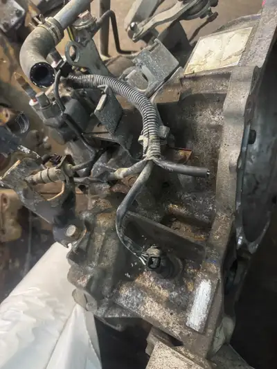 Selling used good manual transmission for mitsubishi lancer 2008 to 2017.