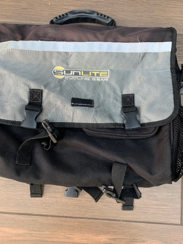 Sunlite Cycling Gear EZ Cruiser Messenger Bag in Other in Cornwall