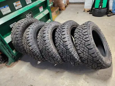 Goodyear Duratracs 5 tires. 1 is an unused spare. 4 have less then 3000km. Used 3 months. no plugs a...