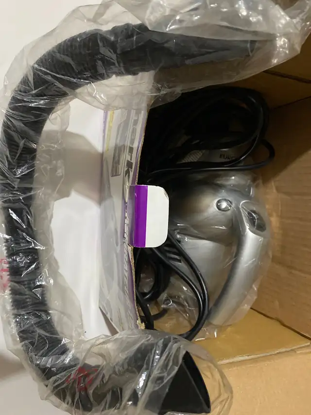 Shark Compact Turbo Vacuum In Box in Vacuums in Winnipeg - Image 4