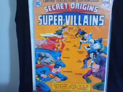 Giant Size Comic Book // Secret Origins Super-Villains