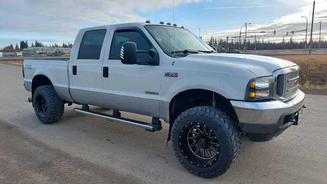 04 Ford F350, 6.0l, Lariat,  Low kms! in Cars & Trucks in Fort St. John - Image 4
