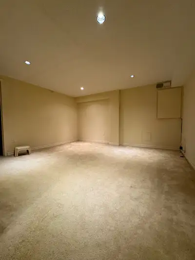 Basement room near Centennial College Scarborough