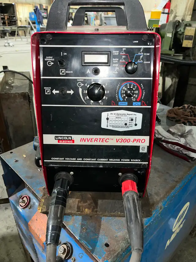 Lincoln electric Invertec v300 pro in Other in Sudbury - Image 4