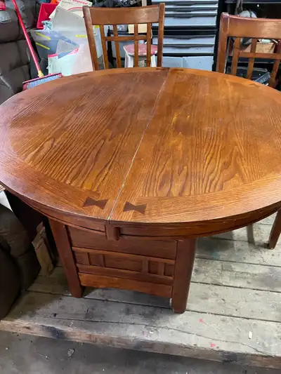 Very nice dining room table, View more