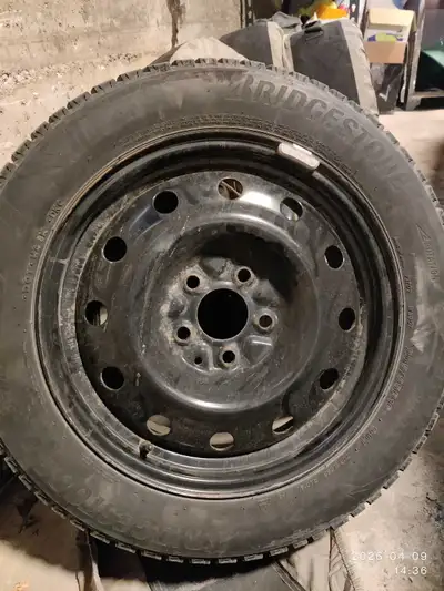 Get ready for the next winter! Selling a set of used Bridgestone Blizzak WS90 winter tires, size 205...