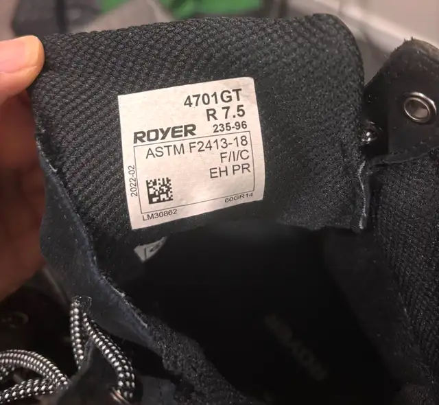 Royer Steel toe work shoe size 7.563251762206721121