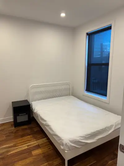CHAMBRE DISPONIBLE À LOUER à partir du 1er Août *sous location* ✨ Spacieuse chambre privée disponibl...